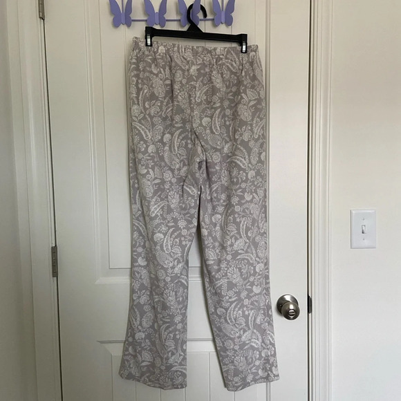 NWOT | Adonna Sleepwear women’s fleece patterned pajama matching set — medium - Picture 8 of 8